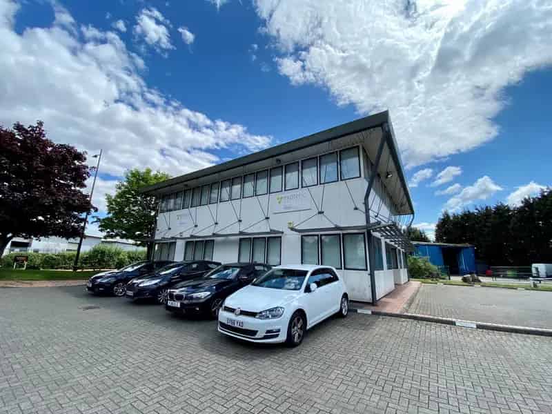 Commercial property For Rent , Collivaud Place, Cardiff, Wales