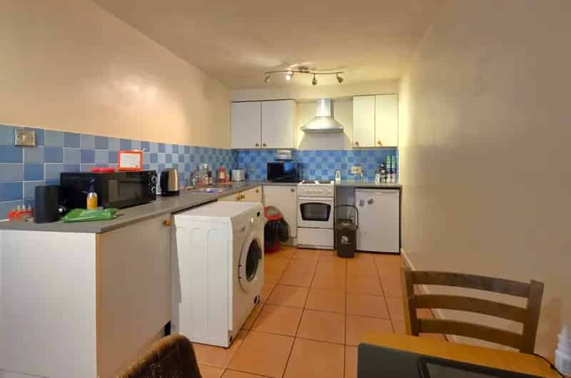 1 Bedroom Flat for Sale Weymouth Low Service Charge and Ground Rent