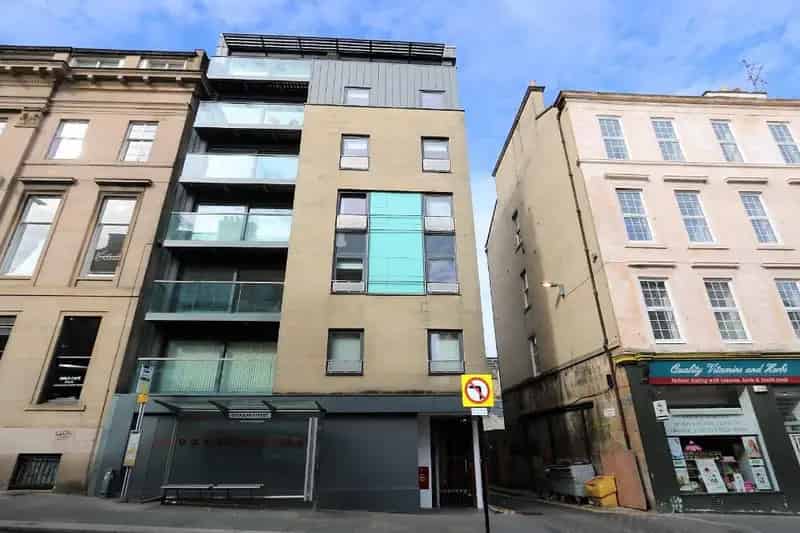 2 Bedroom Furnished Apartment Glasgow City Centre