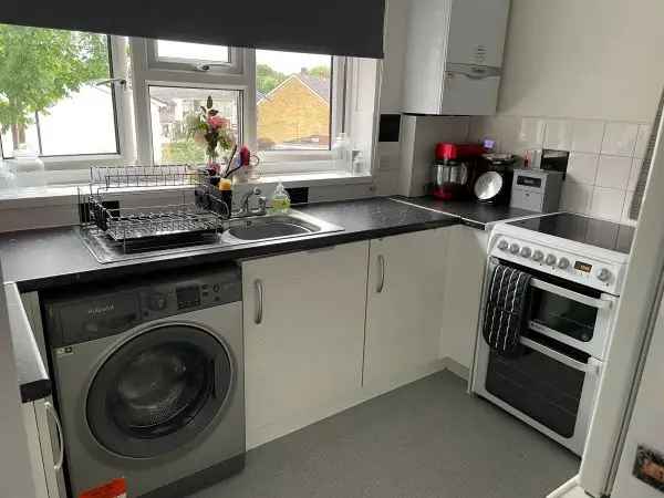 Flat For Rent in Basildon, England