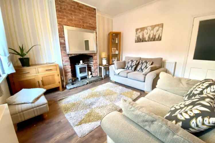 2 bedroom Mid Terrace House for sale, Nantwich, Cheshire, CW5