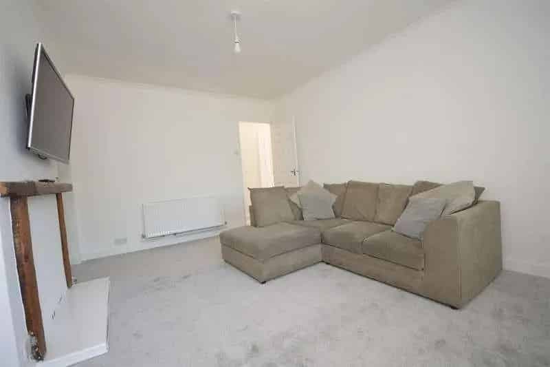 1 bed flat for sale