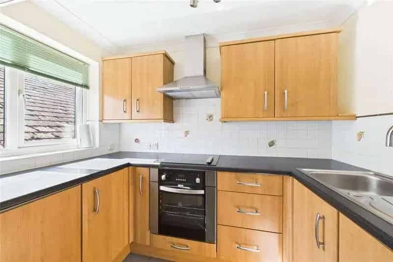 2 Bed Flat for Sale in Retirement Block