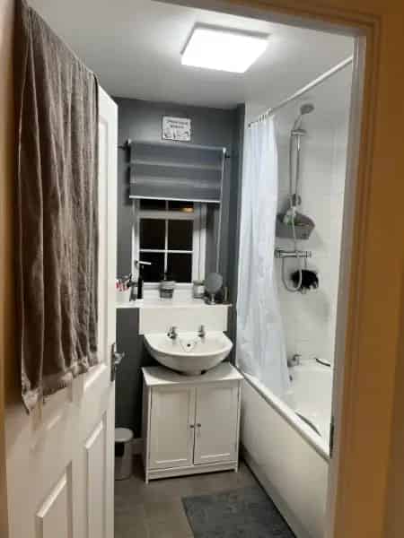 3 Bed New Build House Near Shops and Schools