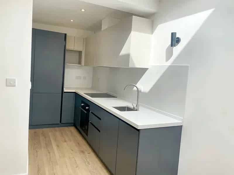 1 Bedroom Apartment Buckingham Near University