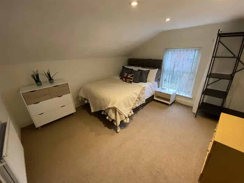 1 Bedroom House Share All Bills Included Professional House Share