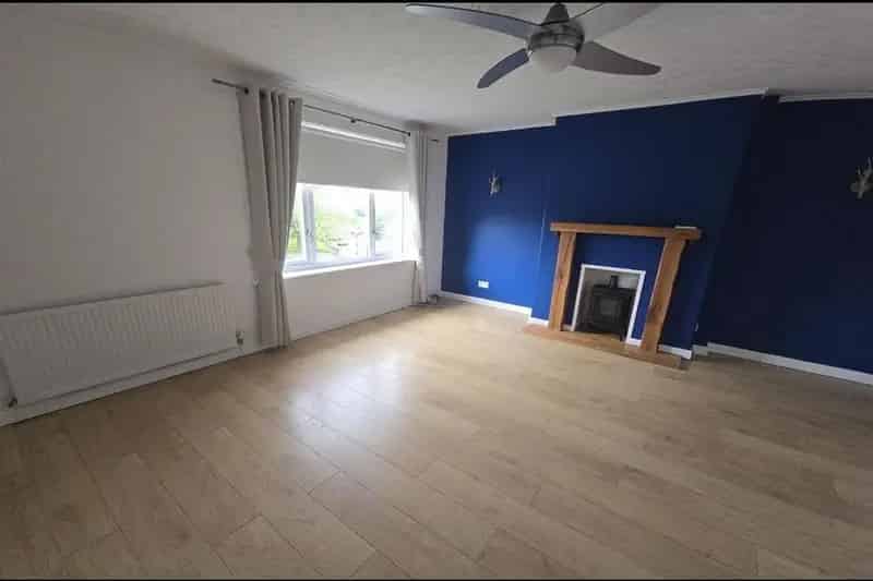 3 Bedroom Flat for Sale