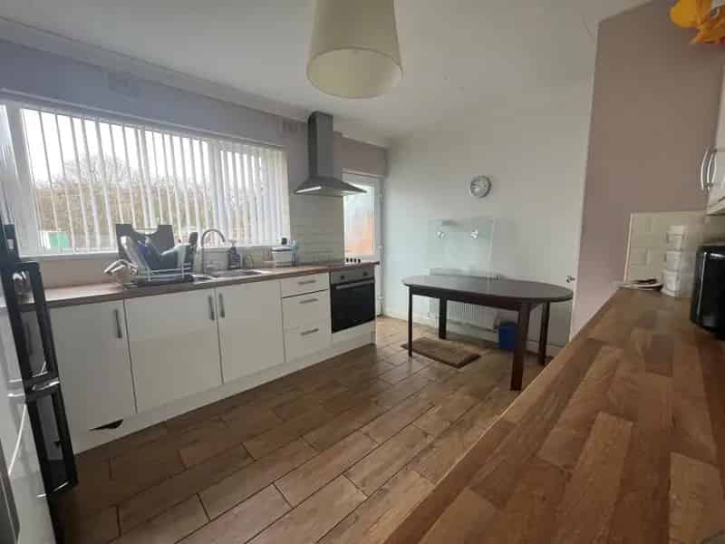 3 Bedroom House Available June - Fully Furnished Family Home