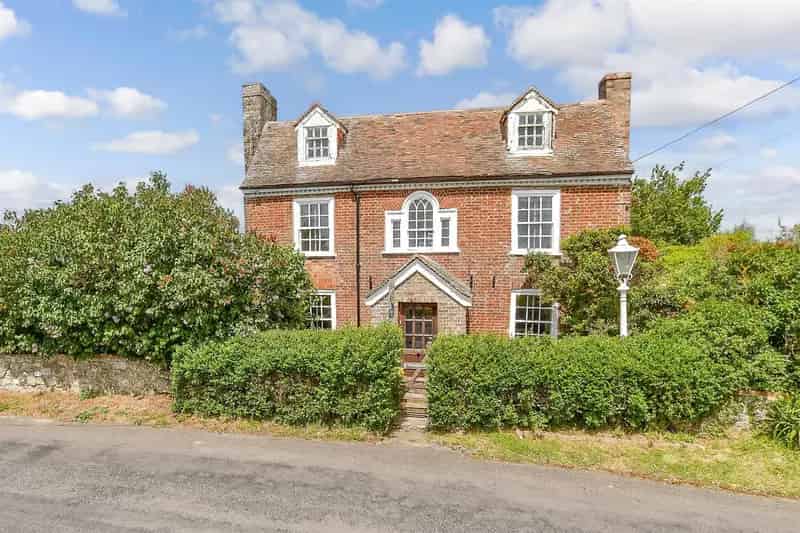 4 Bedroom Detached Farmhouse for Sale near Dymchurch Beach