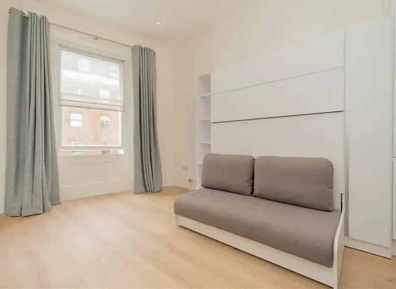 Refurbished Studio Apartment near Hyde Park