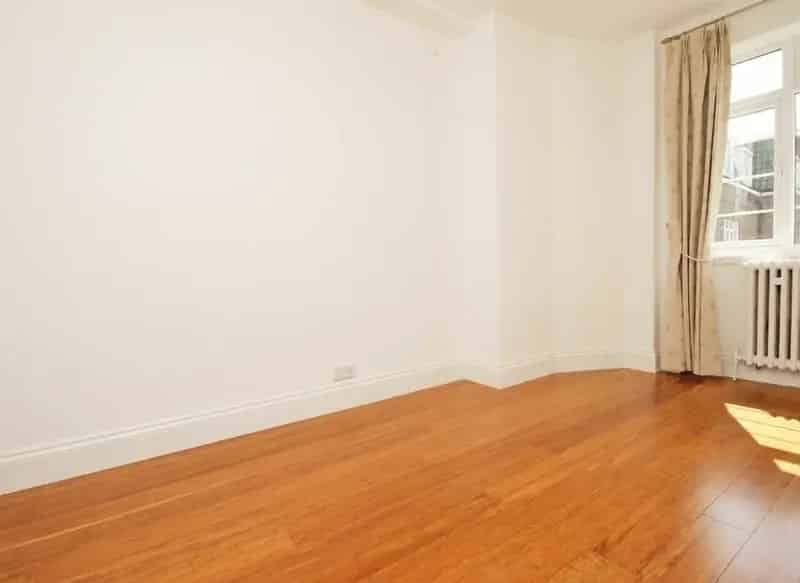 Two Double Bedroom Apartment near Earl's Court and High Street Kensington