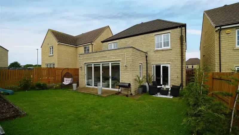 4 Bedroom Detached House for Rent