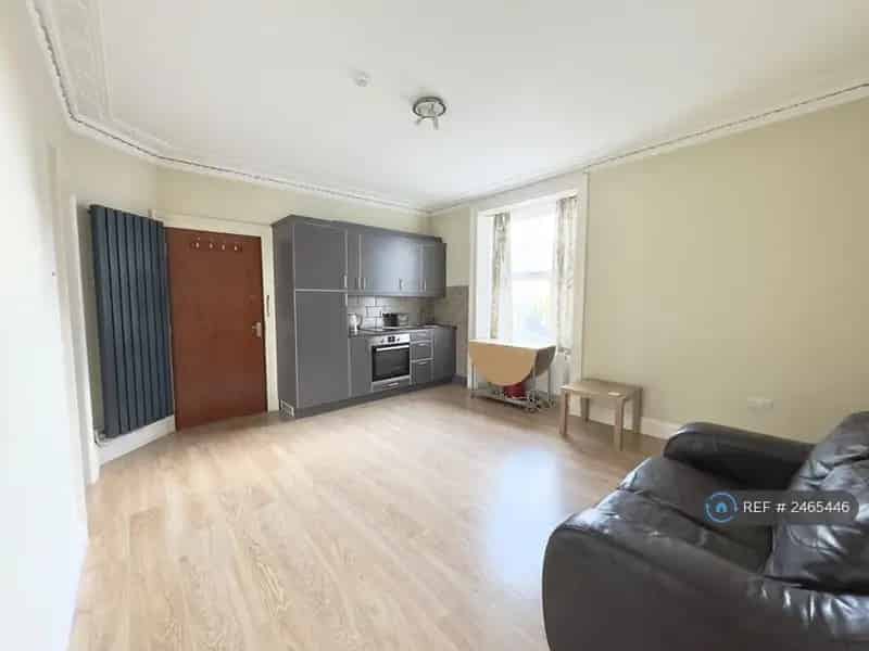 1 Bedroom Flat for Professionals and Students