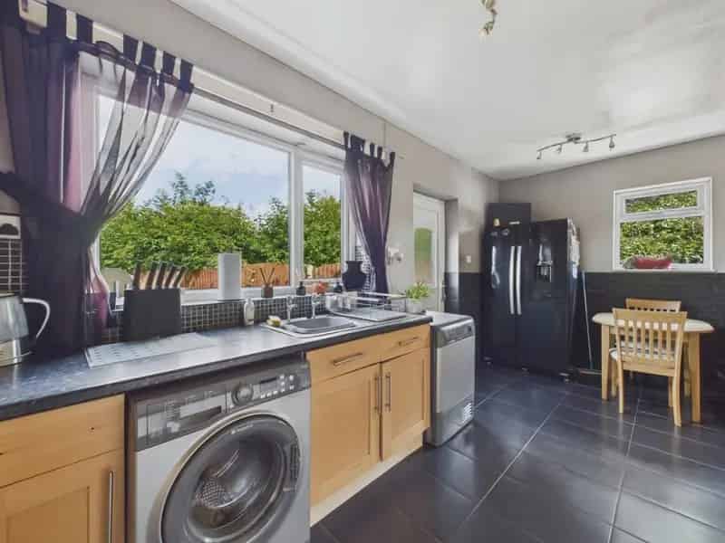 3 Bedroom House For Sale