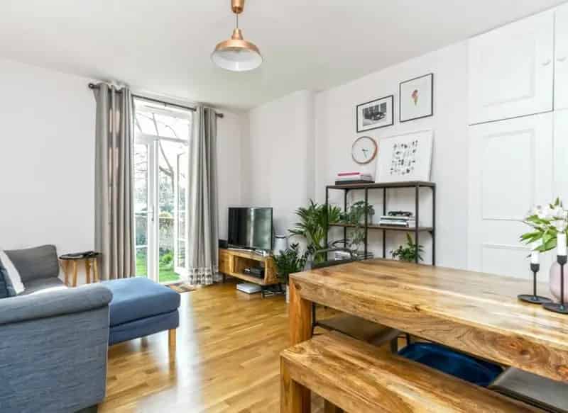 Flat For Sale , Madeley Road, London, England