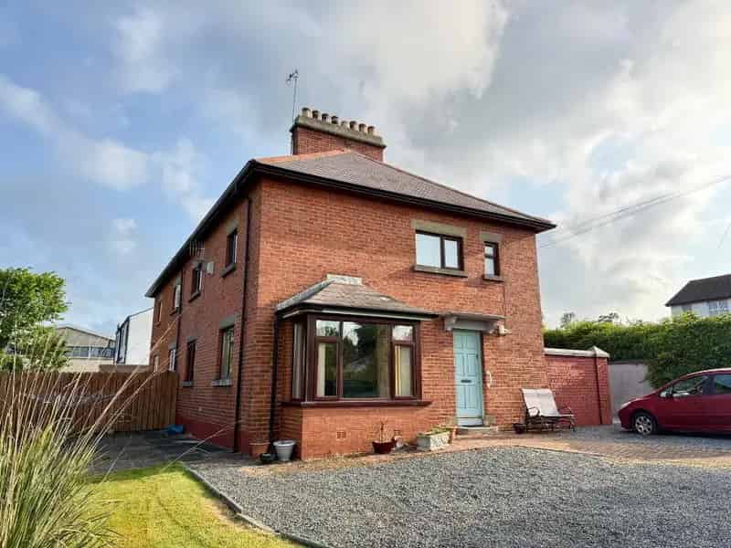3 Bed Semi-Detached House Annsborough