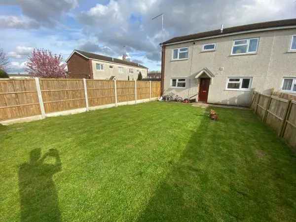 4 Bed House with Garage and Garden