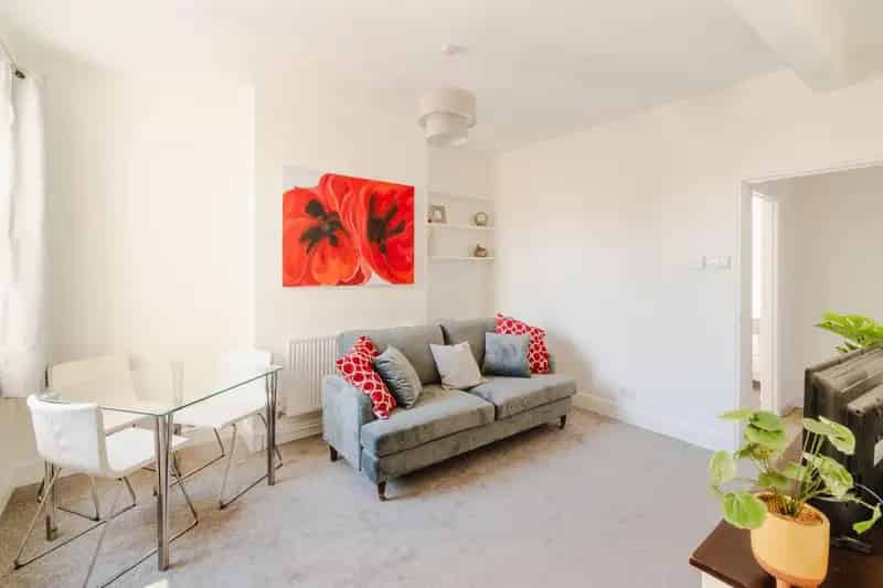 1 Bedroom Flat for Sale