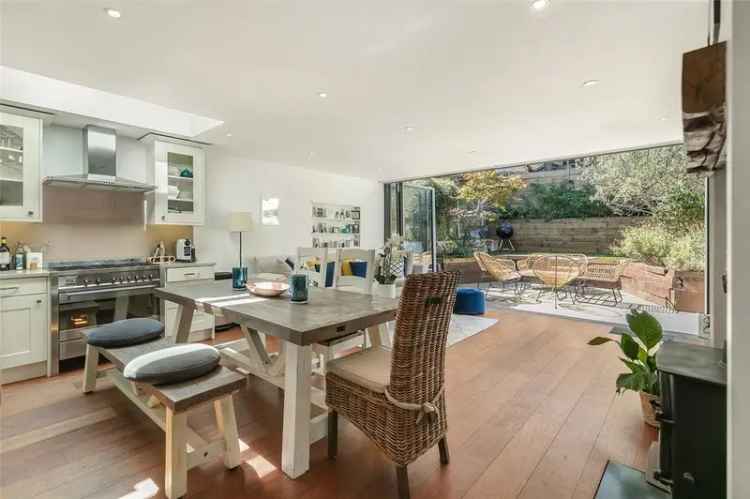 2 Bedroom Flat 200 West Hill Spacious Apartment Private Garage