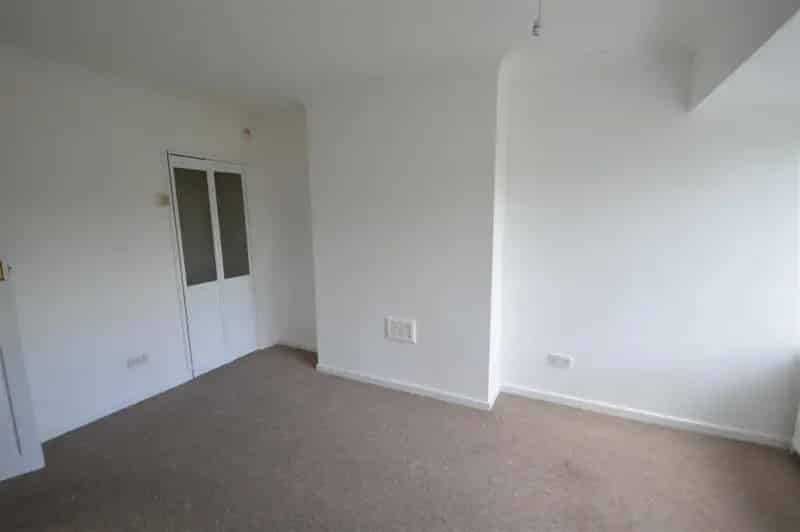 2 Bedroom Student House Available July 1st 2025