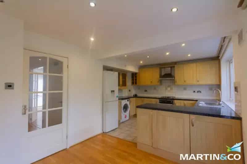 4 Bedroom House To Rent