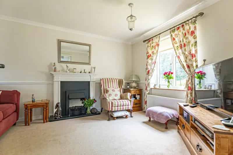 2 Bedroom House for Sale in Cheddington