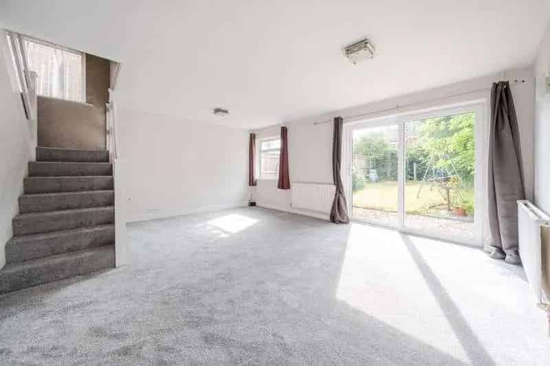 3 Bed House for Sale in Cox Green Maidenhead