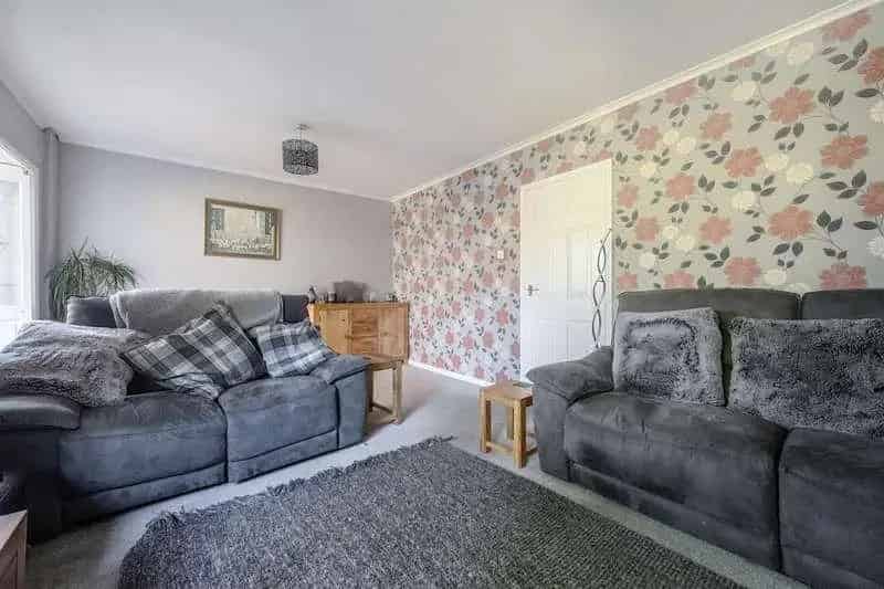 3 Bed Mid Terrace House for Sale