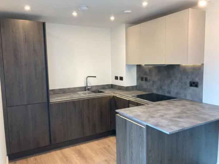 2 Bedroom Canal View Apartment Snow Hill Wharf Parking