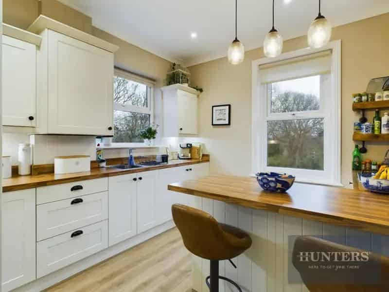 3 Bedroom Duplex Maisonette For Sale