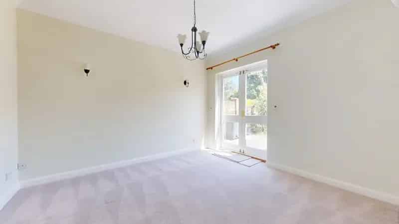 3 Bedroom House For Sale Near Gravesend Station