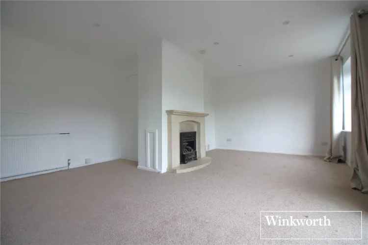 3 Bedroom House in Borehamwood