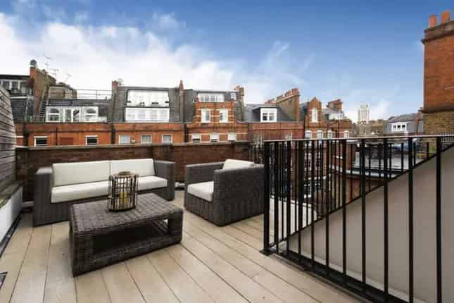 Duplex for Sale in Egerton Gardens London SW3