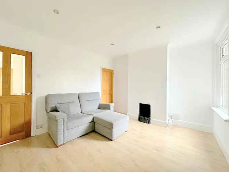 2 Bedroom End of Terrace House For Sale