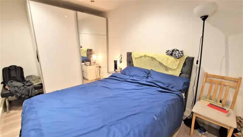 Luxury Studio Apartment City Centre To Let