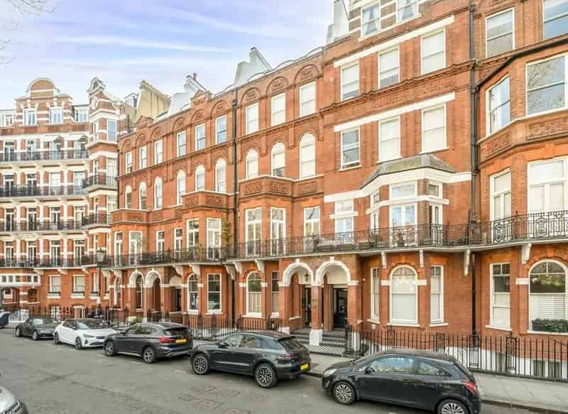 3 Bed Flat Barkston Gardens Earls Court 2 Roof Terraces