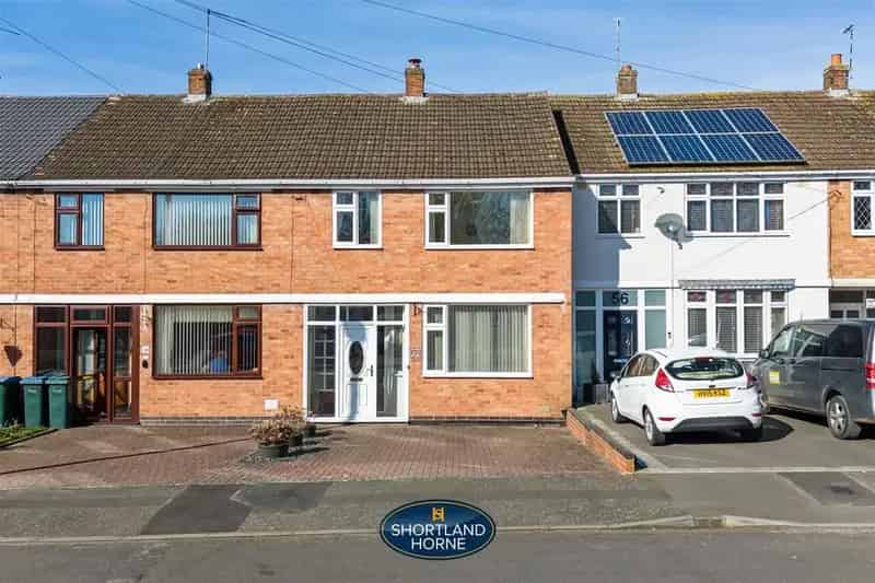 3 Bedroom Teraced House For Sale