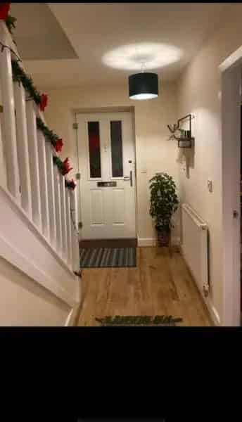 4 Bed House with 2 Baths and Parking Near Amenities