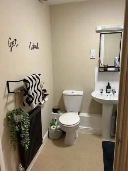 Flat For Rent , Rushmoor, England