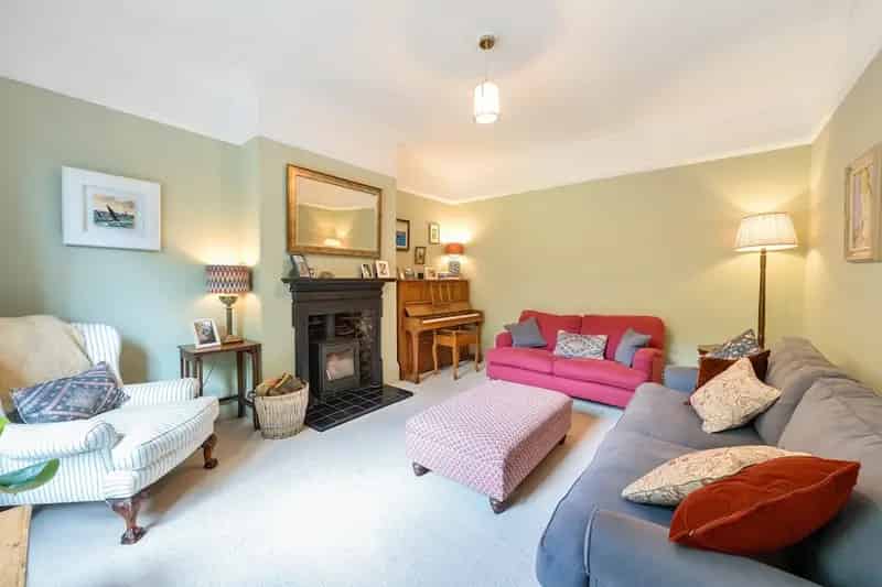 House For Sale , Harrogate Road, Leeds, England