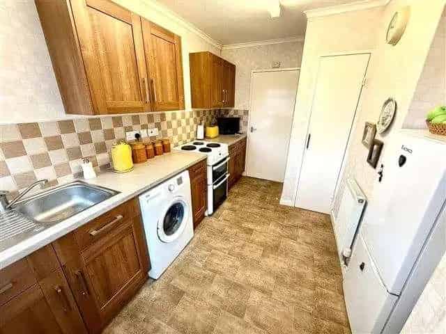 2 Bed Detached Bungalow For Sale Fleetwing