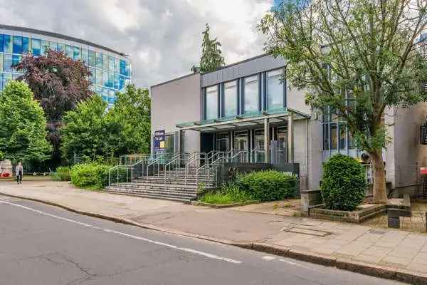 , 90 Hills Road, Cambridge, CB2 1LQ | Property to rent | Savills