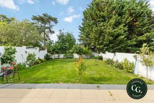 5 Bedroom Semi-Detached House for Sale in London SW15