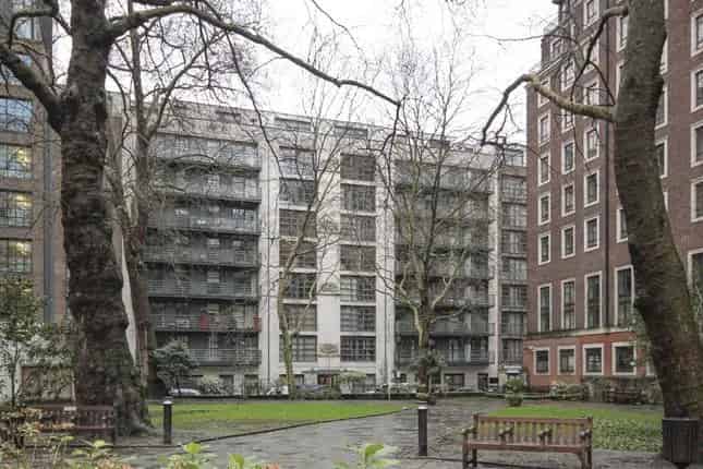 Luxury 4-Bed Duplex Apartment in Westminster