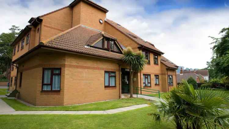 Dane Court Retirement Property Poole - Over 55s Retirement Housing