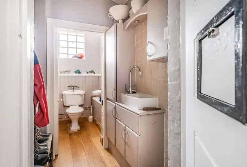 6 Bed House for Sale