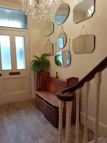 Victorian Terrace Townhouse 3 Double Bedrooms Near City Centre