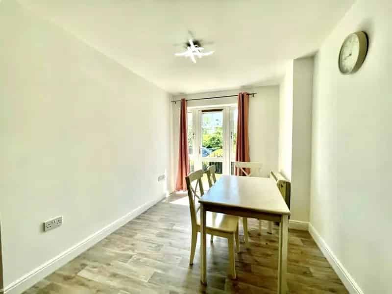 2 Bedroom Flat Apartment to Rent BS11 Near Whiteladies Road