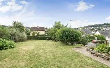 Spacious Semi-Detached House with Expansive Gardens and Scenic Views