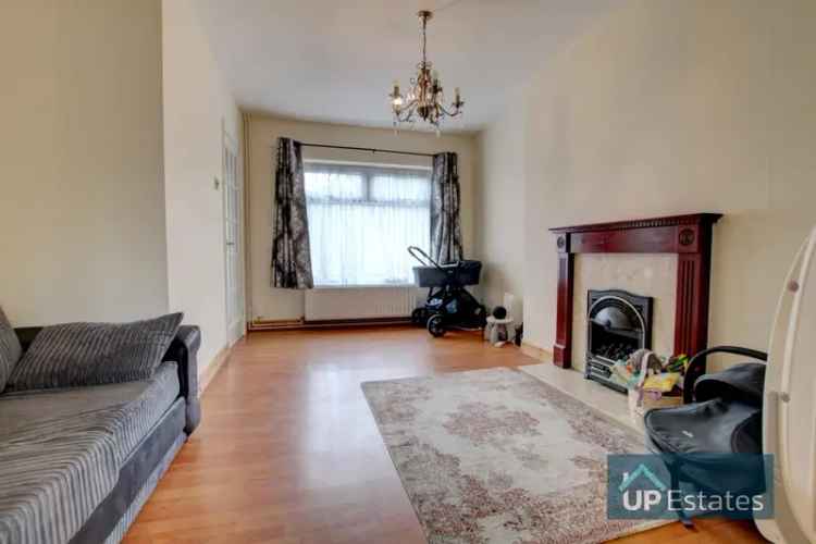 2 Bedroom Terraced House to Rent - No Chain - Double Garage